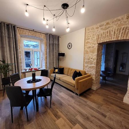 Kamieniczka 12 Apartamenty Częstochowa Exteriör bild